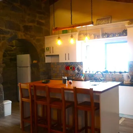 Stone & Wood Holiday home Feteira Grande
